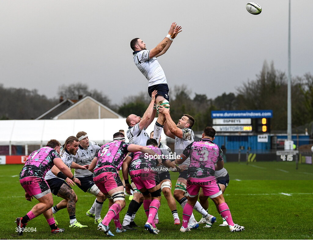 7 December 2025; Josh Murphy of Connacht wins possession in a lineout during the EPCR Challenge Cup match between Ospreys and Connacht at Dunraven Brewery Field in Bridgend, Wales. Photo by Kian Abdullah/Sportsfie