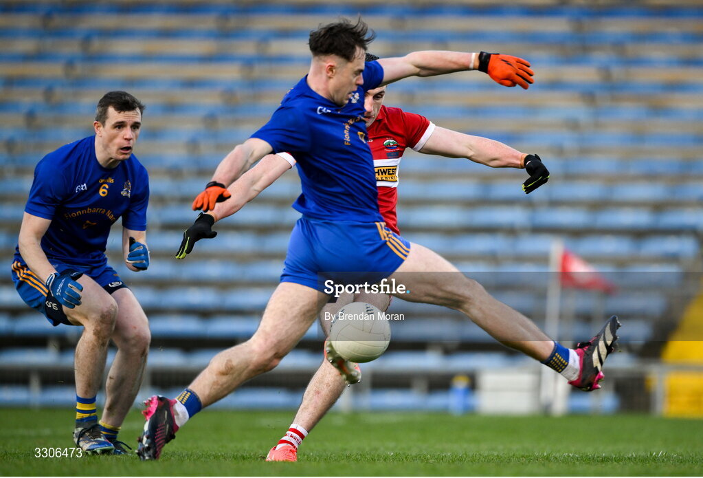 7 December 2025; Paul Geaney of Dingle has a shot blocked by Ciarán Doolan of St Finbarr's during the AIB Munster GAA Football Senior Club Championship final match between Dingle and St Finbarr's at FBD Semple Stadium in Thurles, Tipperary. Photo by Brendan Moran/Sportsfile
