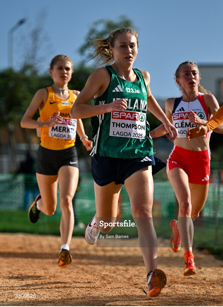 14 December 2025; Anika Thompson of Ireland during the U23 women's race at the 2025 SPAR European Cross Country Championships in Lagoa, Portugal. Photo by Sam Barnes/Sportsfile