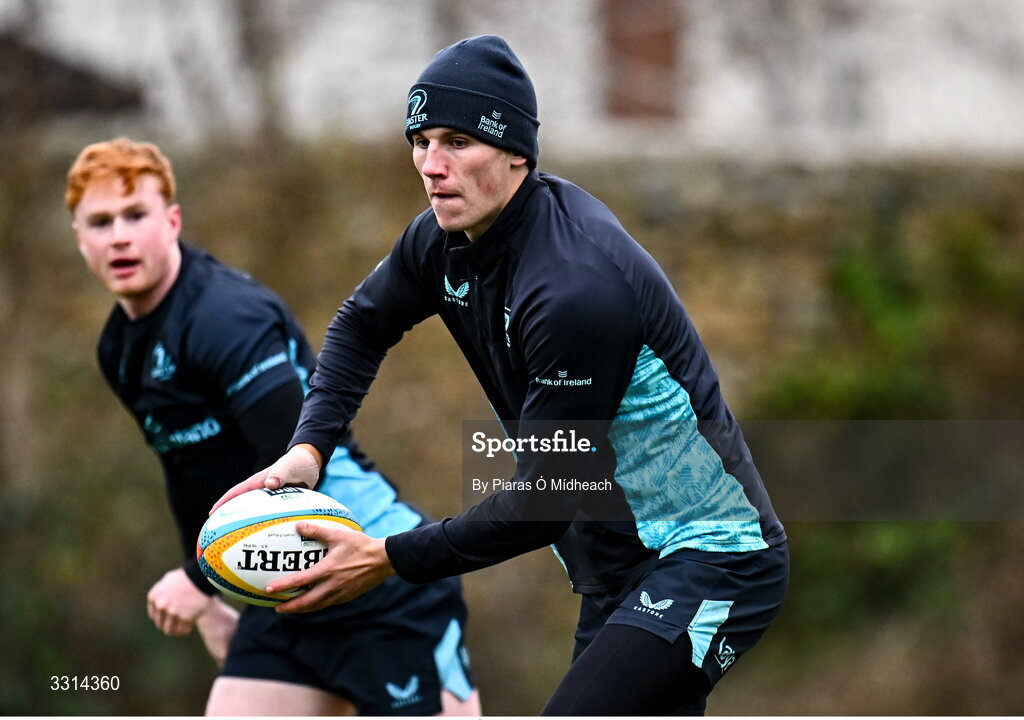 29 December 2025; Sam Prendergast during Leinster Rugby squad training at Rosemount in UCD, Dublin. Photo by Piaras Ó Mídheach/Sportsfile