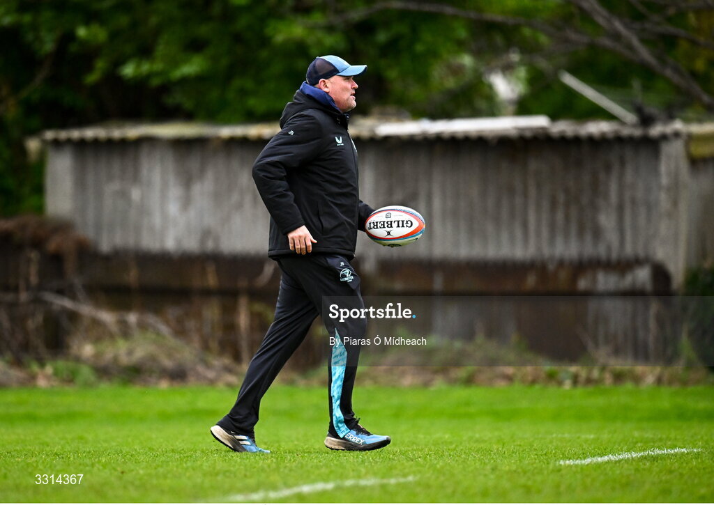 29 December 2025; Senior coach Jacques Nienaber during Leinster Rugby squad training at Rosemount in UCD, Dublin. Photo by Piaras Ó Mídheach/Sportsfile