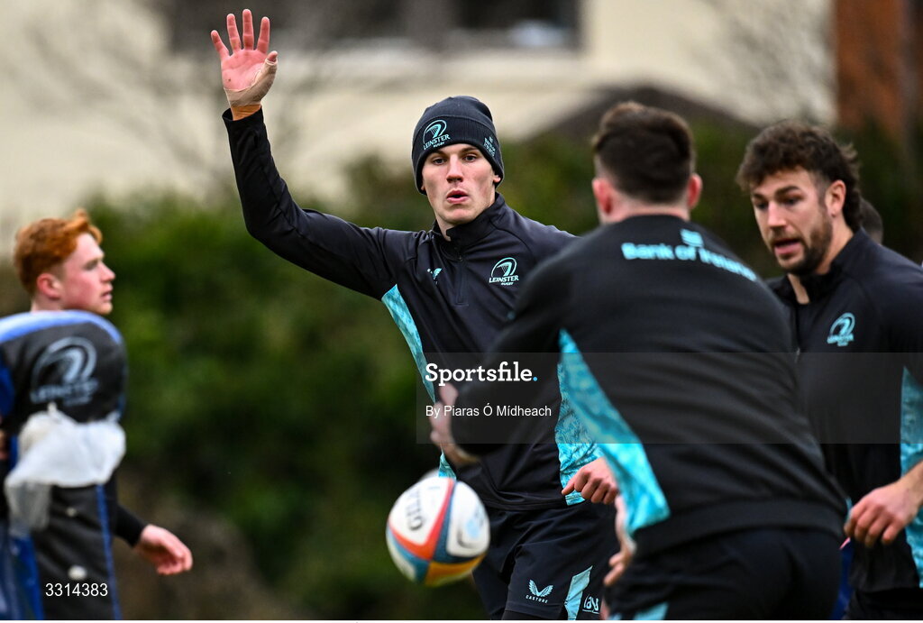29 December 2025; Sam Prendergast during Leinster Rugby squad training at Rosemount in UCD, Dublin. Photo by Piaras Ó Mídheach/Sportsfile