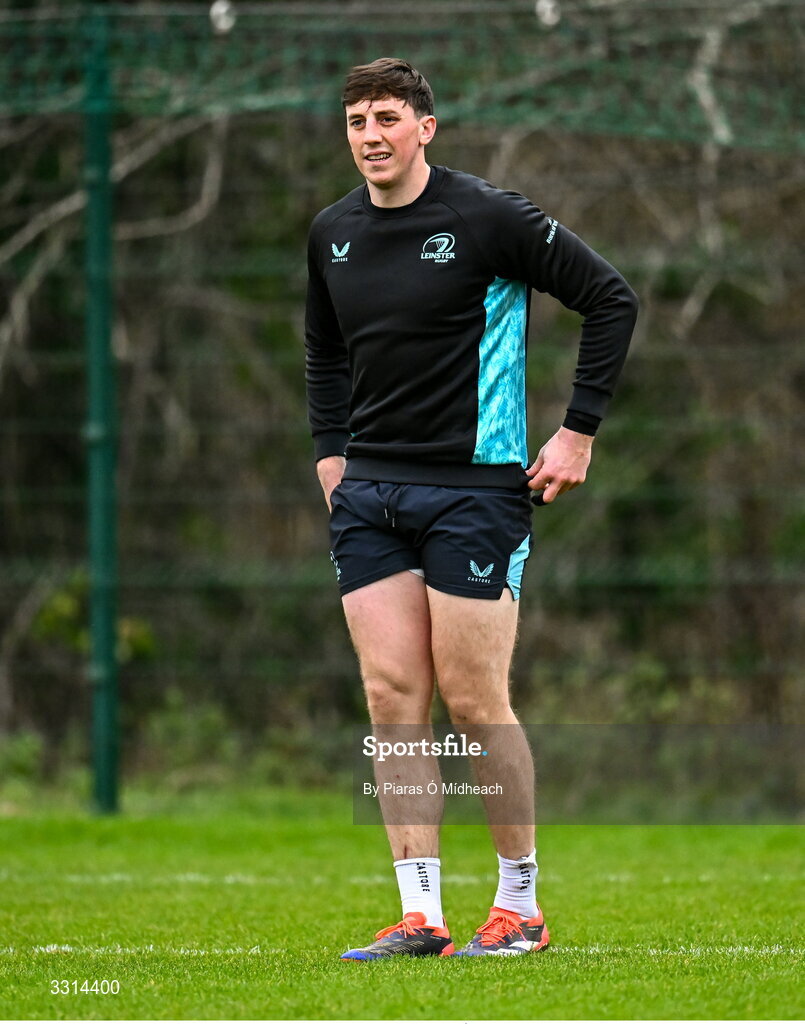 29 December 2025; Charlie Tector during Leinster Rugby squad training at Rosemount in UCD, Dublin. Photo by Piaras Ó Mídheach/Sportsfile