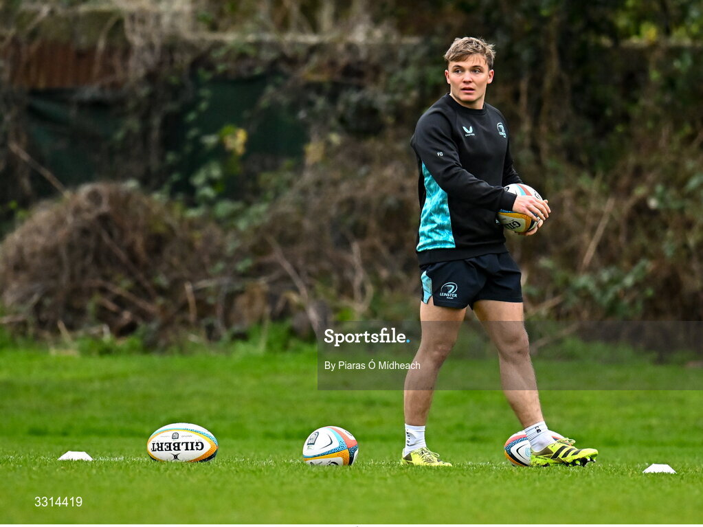 29 December 2025; Fintan Gunne during Leinster Rugby squad training at Rosemount in UCD, Dublin. Photo by Piaras Ó Mídheach/Sportsfile