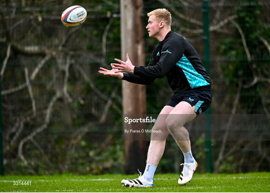 29 December 2025; Jamie Osborne during Leinster Rugby squad training at Rosemount in UCD, Dublin. Photo by Piaras Ó Mídheach/Sportsfile