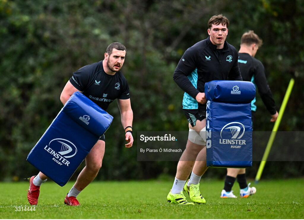 29 December 2025; Jerry Cahir, left, and Diarmuid Mangan during Leinster Rugby squad training at Rosemount in UCD, Dublin. Photo by Piaras Ó Mídheach/Sportsfile