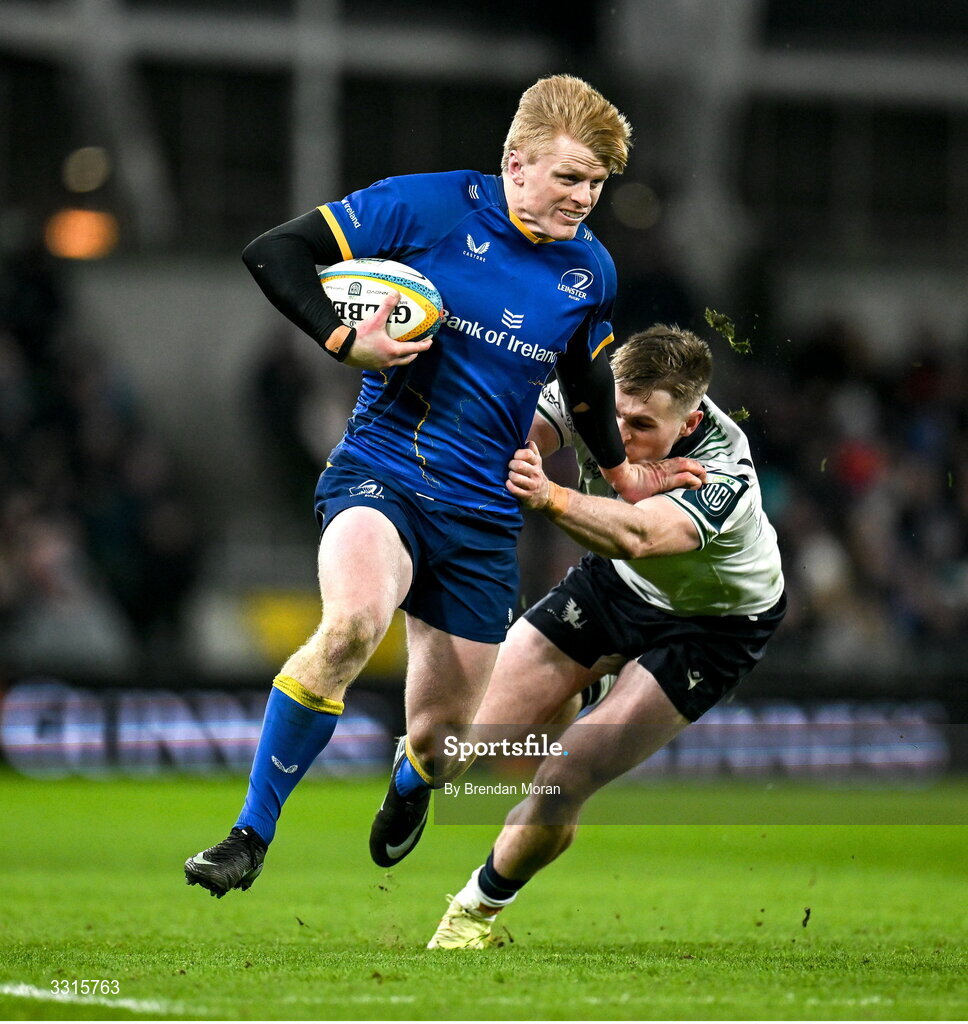 3 January 2026; Tommy O'Brien of Leinster holds off the tackle of Finn Treacy of Connacht during the United Rugby Championship match between Leinster and Connacht at Aviva Stadium in Dublin. Photo by Brendan Moran/Sportsfile