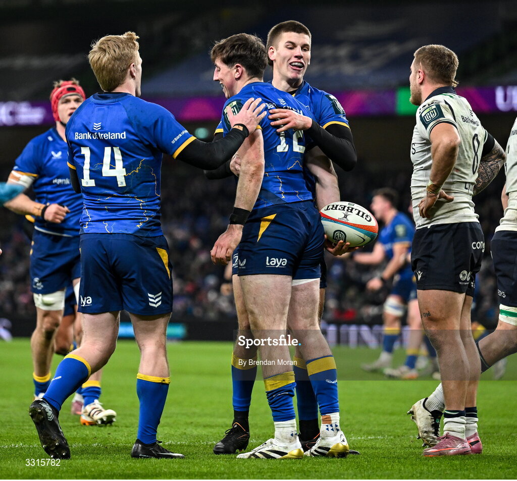 3 January 2026; Charlie Tector of Leinster, centre, is congratulated by team-mates Sam Prendergast, right, and Tommy O'Brien after scoring their sixth try during the United Rugby Championship match between Leinster and Connacht at Aviva Stadium in Dublin. Photo by Brendan Moran/Sportsfile
