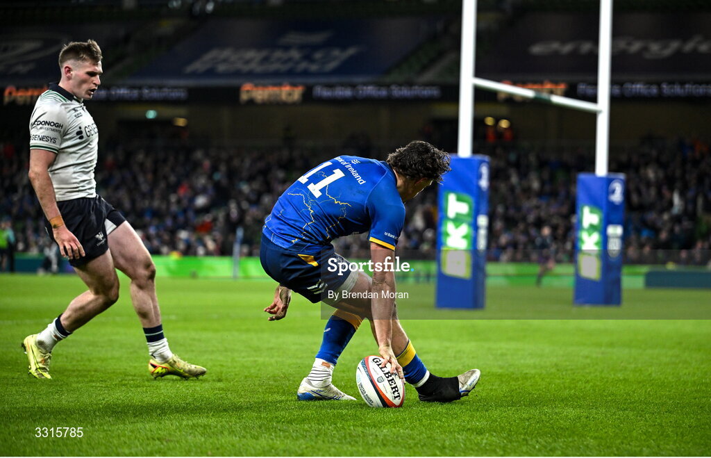3 January 2026; Joshua Kenny of Leinster scores his side's eighth try during the United Rugby Championship match between Leinster and Connacht at Aviva Stadium in Dublin. Photo by Brendan Moran/Sportsfile