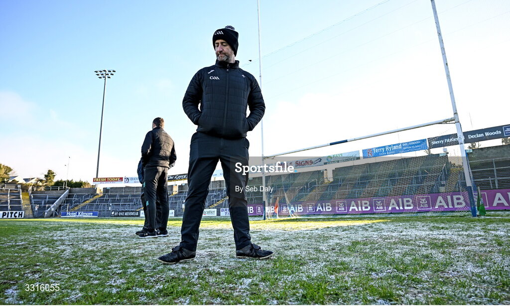 4 January 2026; Referee Brendan Cawley inspects the pitch conditions before the AIB GAA Football All-Ireland Senior Club Championship semi-final match between between St Brigid's of Roscommon and Scotstown of Monaghan at Kingspan Breffni in Cavan. Photo by Seb Daly/Sportsfile