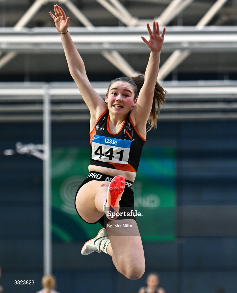 18 January 2026; Hannah Ní Mhuircheartaigh of Clonliffe Harriers A.C., Dublin, competes in the girls u15 long jump during day two of the 123.ie National Indoor AAI Games and Combined Events at the National Indoor Arena on the Sport Ireland Campus in Dublin.  Photo by Tyler Miller/Sportsfile