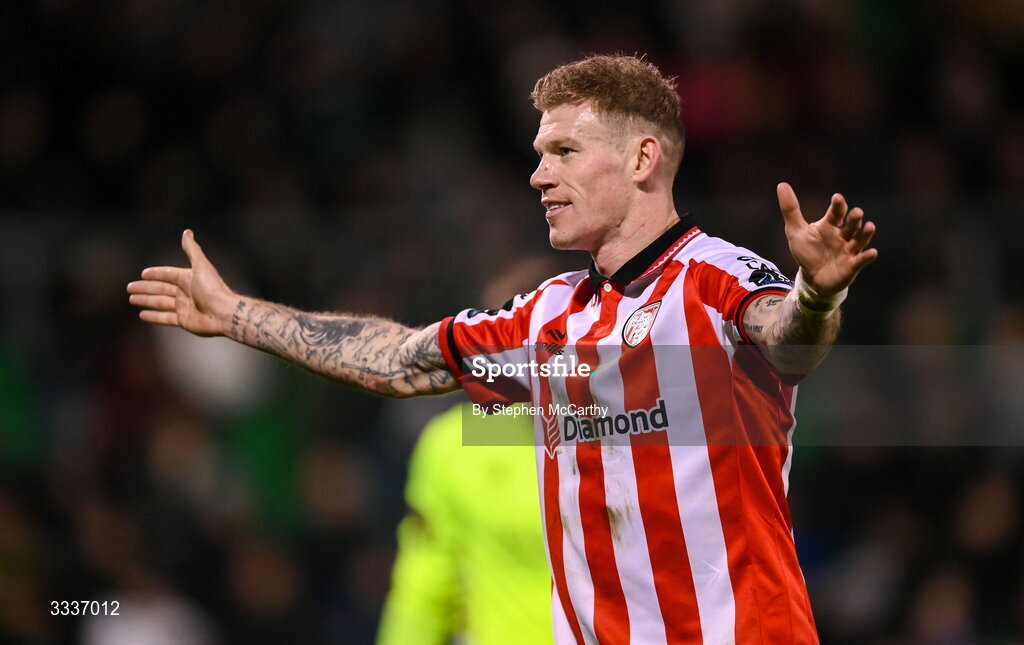 31 January 2026; James McClean of Derry City celebrates in front of the Shamrock Rovers supporters after team-mate Darragh Markey scored their first goal during the 2026 Men's President's Cup final match between Shamrock Rovers and Derry City at Tallaght Stadium in Dublin. Photo by Stephen McCarthy/Sportsfile