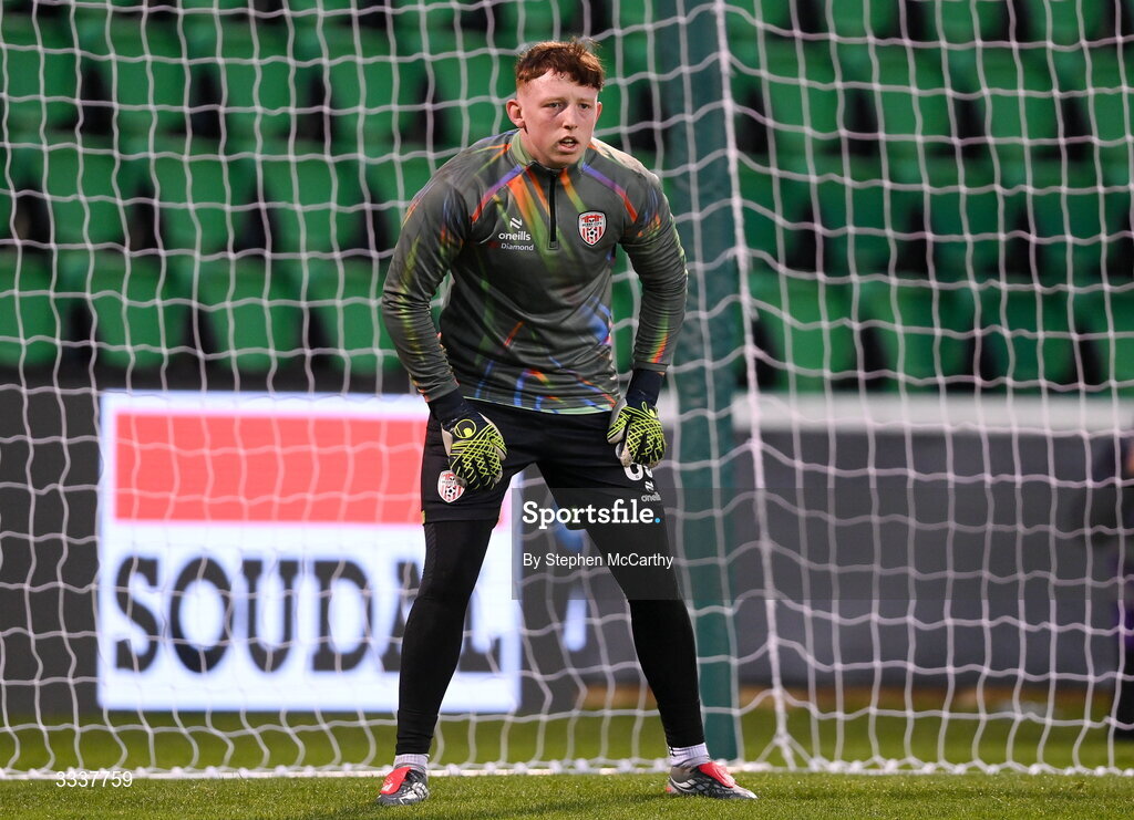 31 January 2026; Derry City goalkeeper Cole Smyth before the 2026 Men's President's Cup final match between Shamrock Rovers and Derry City at Tallaght Stadium in Dublin. Photo by Stephen McCarthy/Sportsfile