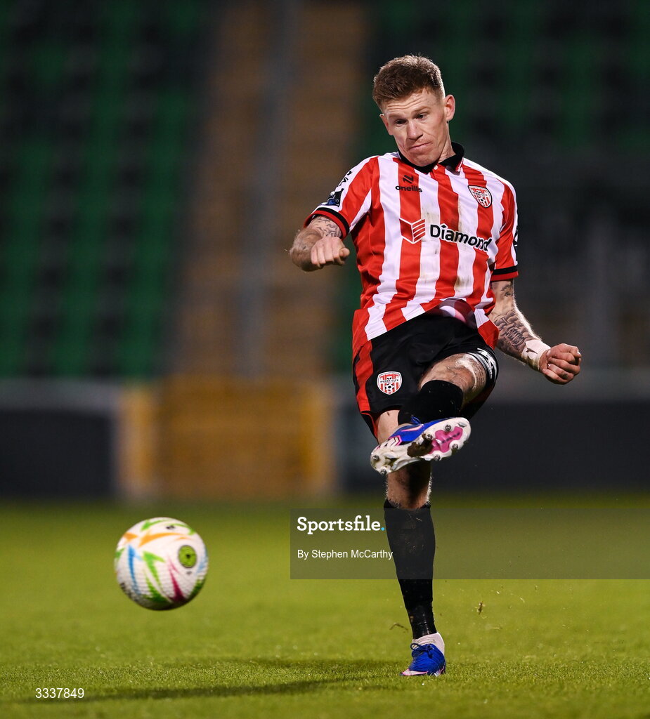 31 January 2026; James McClean of Derry City during the 2026 Men's President's Cup final match between Shamrock Rovers and Derry City at Tallaght Stadium in Dublin. Photo by Stephen McCarthy/Sportsfile