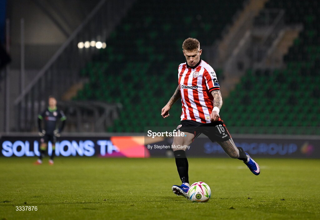 31 January 2026; James McClean of Derry City during the 2026 Men's President's Cup final match between Shamrock Rovers and Derry City at Tallaght Stadium in Dublin. Photo by Stephen McCarthy/Sportsfile