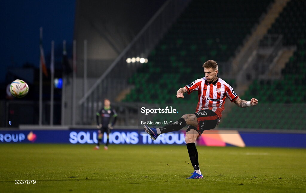 31 January 2026; James McClean of Derry City during the 2026 Men's President's Cup final match between Shamrock Rovers and Derry City at Tallaght Stadium in Dublin. Photo by Stephen McCarthy/Sportsfile