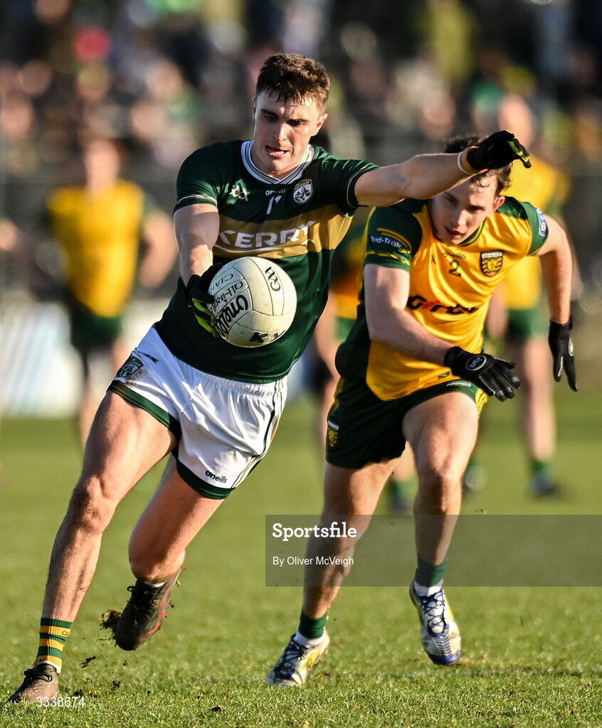 1 February 2026; Sean O'Shea of Kerry in action against Caolan McColgan of Donegal during the Allianz Football League Division 1 match between Donegal and Kerry at Fr Tierney Park in Ballyshannon, Donegal. Photo by Oliver McVeigh/Sportsfile