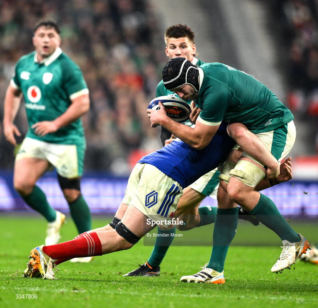 5 February 2026; Caelan Doris of Ireland is tackled by Anthony Jelonch of France during the Guinness 6 Nations Rugby Championship match between France and Ireland at Stade de France in Paris, France. Photo by Brendan Moran/Sportsfile