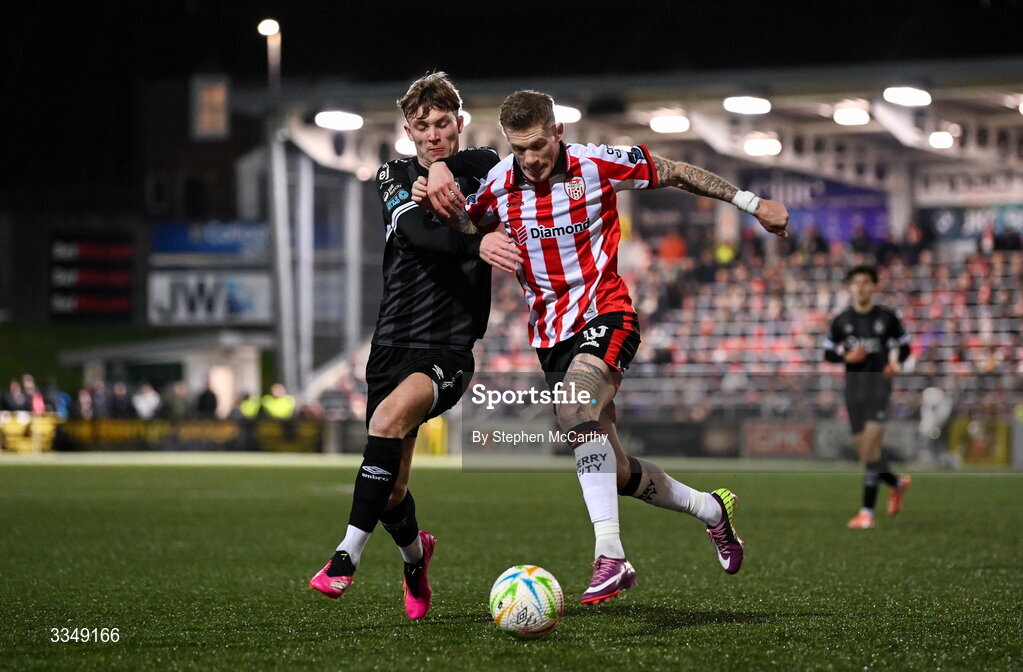 6 February 2026; James McClean of Derry City in action against Alex Nolan of Sligo Rovers during the SSE Airtricity Men's Premier Division match between Derry City and Sligo Rovers at The Ryan McBride Brandywell Stadium in Derry. Photo by Stephen McCarthy/Sportsfile