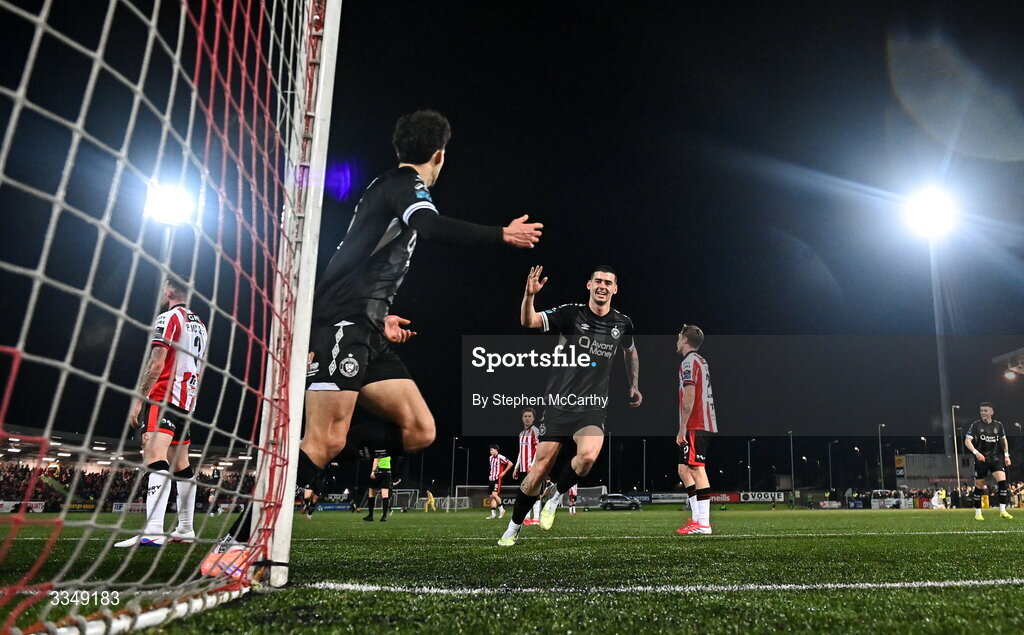 6 February 2026; Jad Hakiki of Sligo Rovers, left, celebrates with teammate Cian Kavanagh after scoring their side's first goal during the SSE Airtricity Men's Premier Division match between Derry City and Sligo Rovers at The Ryan McBride Brandywell Stadium in Derry. Photo by Stephen McCarthy/Sportsfile