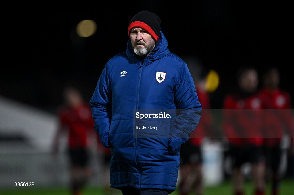 13 February 2026; Longford Town manager Wayne Groves before the SSE Airtricity Men's First Division match between Bray Wanderers and Longford Town at Carlisle Grounds in Bray, Wicklow. Photo by Seb Daly/Sportsfile