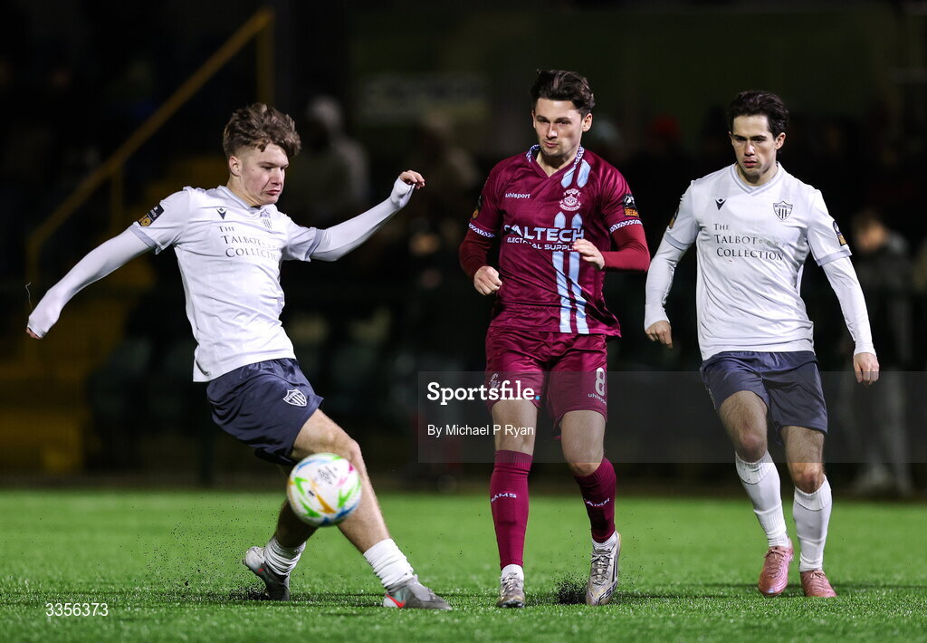 13 February 2026; Ryan Ritchie of Wexford in action against Rhys Gourdie of Cobh Ramblers during the SSE Airtricity Men's First Division match between Cobh Ramblers and Wexford at St Colman's Park in Cobh, Cork. Photo by Michael P Ryan/Sportsfile