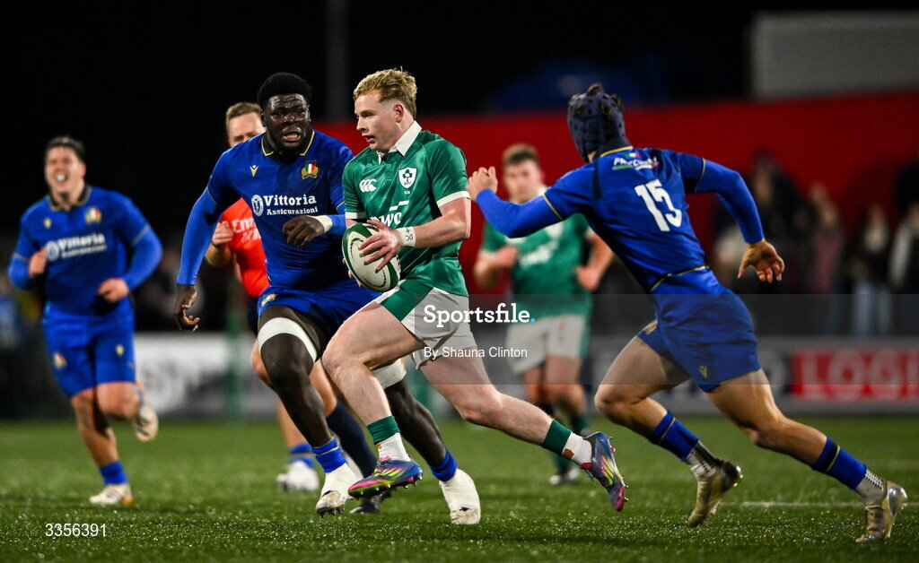 13 February 2026; Rob Carney of Ireland makes a break during the U20 Six Nations Rugby Championship match between Ireland and Italy at Virgin Media Park in Cork. Photo by Shauna Clinton/Sportsfile