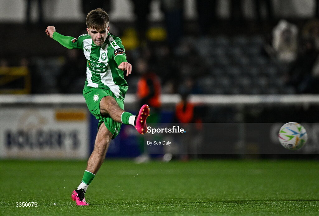 13 February 2026; Billy O'Neill of Bray Wanderers during the SSE Airtricity Men's First Division match between Bray Wanderers and Longford Town at Carlisle Grounds in Bray, Wicklow. Photo by Seb Daly/Sportsfile
