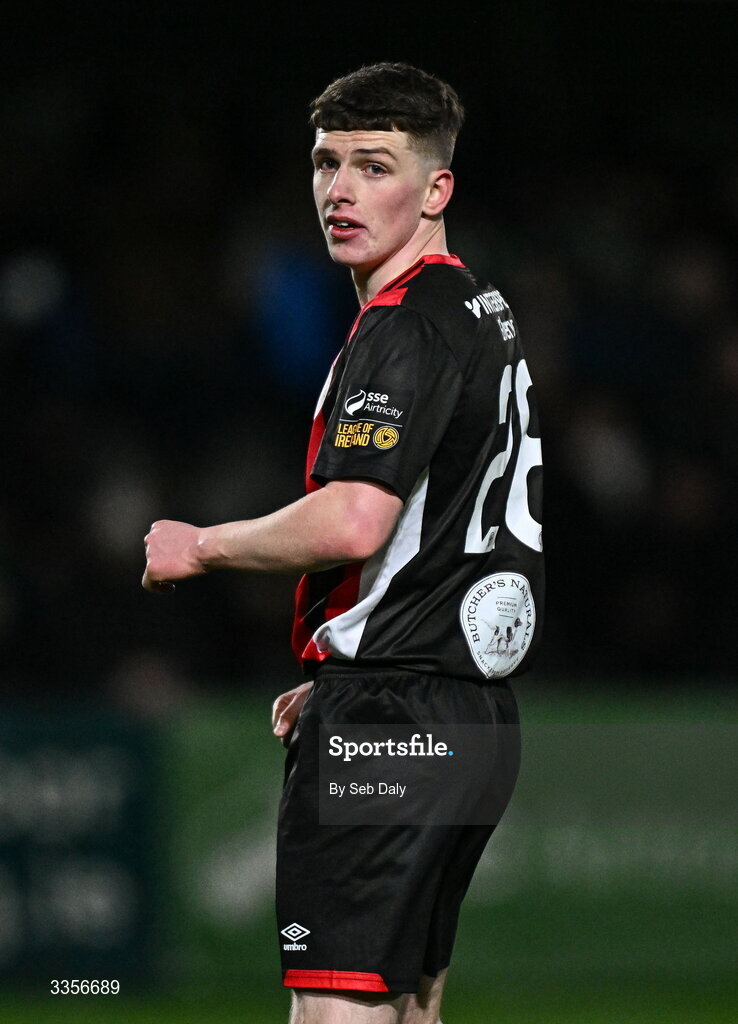 13 February 2026; Sean Moore of Longford Town during the SSE Airtricity Men's First Division match between Bray Wanderers and Longford Town at Carlisle Grounds in Bray, Wicklow. Photo by Seb Daly/Sportsfile