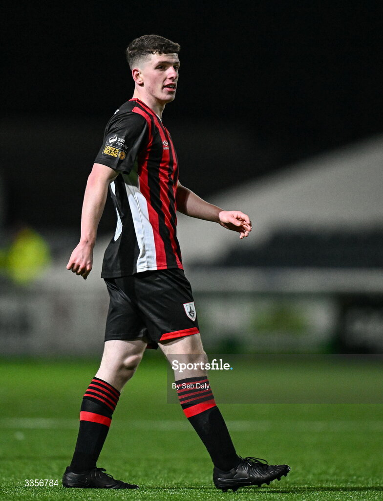 13 February 2026; Sean Moore of Longford Town during the SSE Airtricity Men's First Division match between Bray Wanderers and Longford Town at Carlisle Grounds in Bray, Wicklow. Photo by Seb Daly/Sportsfile