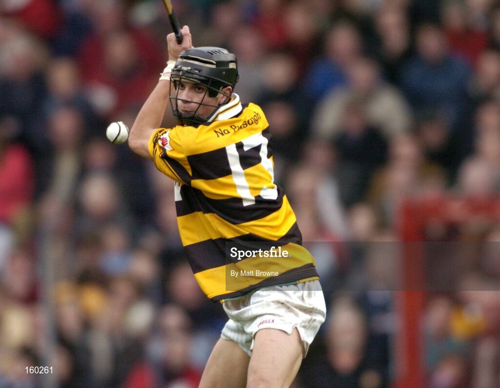 31 October 2004; Aisake O hAilpin, Na Pairsaigh. Cork County Senior Hurling Final, Na Piarsaigh v Cloyne, Pairc Ui Chaoimh, Cork. Picture credit; Matt Browne / SPORTSFILE