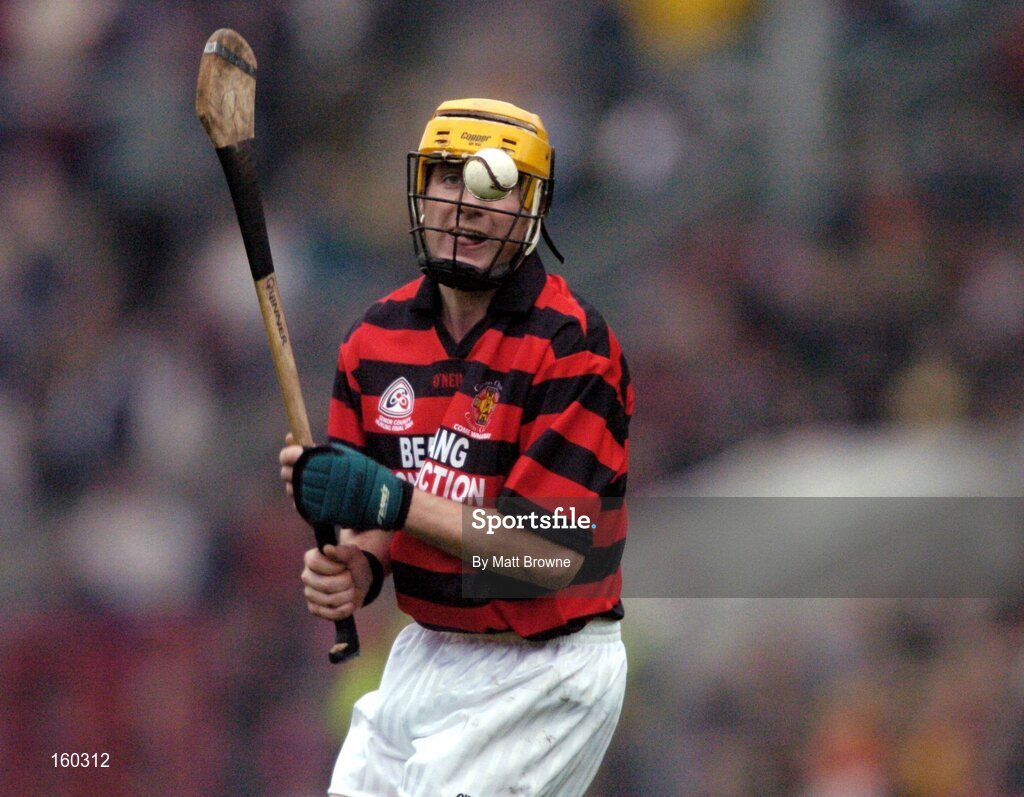 31 October 2004; Ian Quinlan, Cloyne. Cork County Senior Hurling Final, Na Piarsaigh v Cloyne, Pairc Ui Chaoimh, Cork. Picture credit; Matt Browne / SPORTSFILE