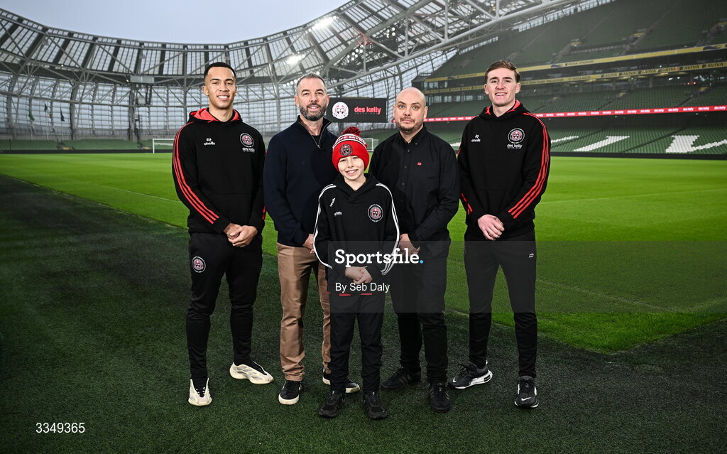 17 February 2026; In attendance at the announcement that Des Kelly Interiors have renewed their sponsorship of Bohemian FC are, from left, Bohemian FC player Douglas James-Taylor, Des Kelly Interiors managing director Greg Kelly, Kaiden Kelly, Des Kelly Interiors director Gerardo Kelly, and Bohemian FC player Cian Byrne, at the Aviva Stadium in Dublin. Bohemian FC is delighted to confirm a three-year extension to our long-standing partnership with Des Kelly Interiors as the club’s main sponsor which is now agreed until the end of the 2028 season, a continuation of a relationship that now spans six decades. The renewed arrangement will see the Des Kelly Interiors name continue to be proudly displayed on the Bohs men’s teams home kit as well as adorning the jerseys of the club’s boys academy teams, extending their commitment to the wider Bohemian family. Photo by Seb Daly/Sportsfile