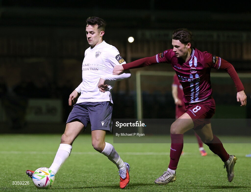 13 February 2026; Jamie Wynne of Wexford in action against Rhys Gourdie of Cobh Ramblers during the SSE Airtricity Men's First Division match between Cobh Ramblers and Wexford at St Colman's Park in Cobh, Cork. Photo by Michael P Ryan/Sportsfile