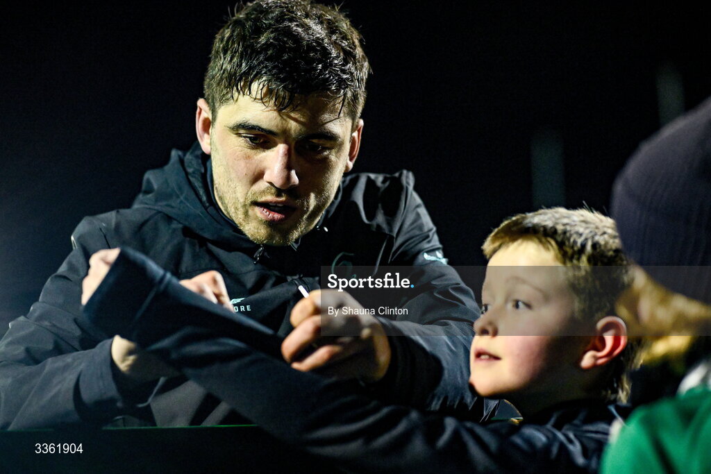 19 February 2026; Jimmy O'Brien with supporters during the Leinster Rugby open training session at Terenure College RFC at Lakelands Park in Dublin. Photo by Shauna Clinton/Sportsfile