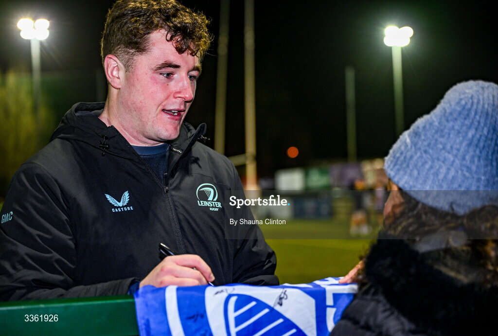 19 February 2026; Gus McCarthy with supporters during the Leinster Rugby open training session at Terenure College RFC at Lakelands Park in Dublin. Photo by Shauna Clinton/Sportsfile
