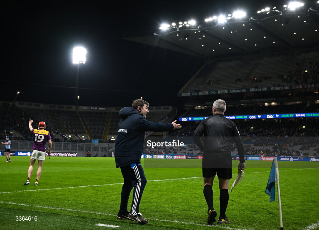 21 February 2026; Dublin manager Niall Ó Ceallacháin remonstrates with officials during the Allianz Hurling League Division 1B match between Dublin and Wexford at Croke Park in Dublin. Photo by David Fitzgerald/Sportsfile