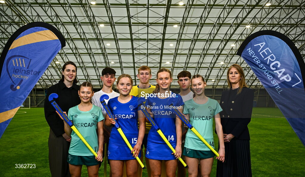 25 February 2026; Pictured at the announcement of Leinster Hockey’s renewed Development Programme partnership with AerCap are, Denise McKenna, General Manager, Leinster Hockey, Gillian Culhane, Head of Corporate Communications & Marketing, AerCap, and playing members of the Leinster Hockey Development Programme. Photo by Piaras Ó Mídheach/Sportsfile