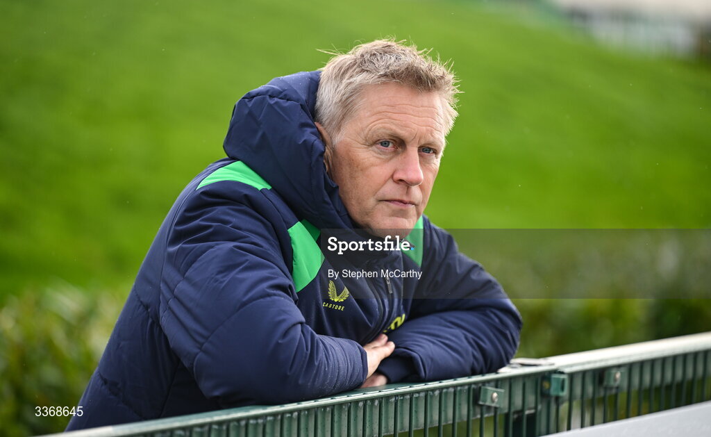 26 February 2026; Republic of Ireland head coach Heimir Hallgrimsson watches on during a Republic of Ireland women training session at the FAI National Training Centre in Abbotstown, Dublin. Photo by Stephen McCarthy/Sportsfile