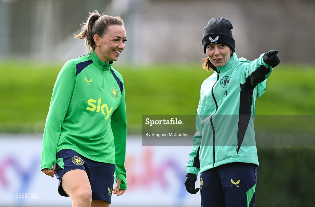 26 February 2026; Katie McCabe and assistant coach Amber Whiteley during a Republic of Ireland women training session at the FAI National Training Centre in Abbotstown, Dublin. Photo by Stephen McCarthy/Sportsfile
