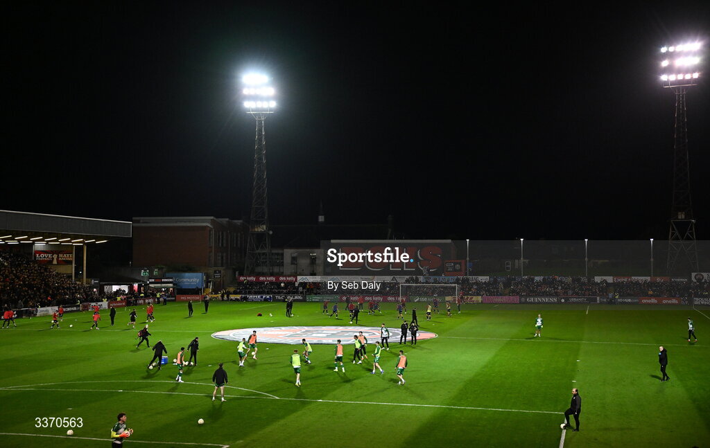 27 February 2026; Shamrock Rovers players warm-up before the SSE Airtricity Men's Premier Division match between Bohemians and Shamrock Rovers at Dalymount Park in Dublin. Photo by Seb Daly/Sportsfile