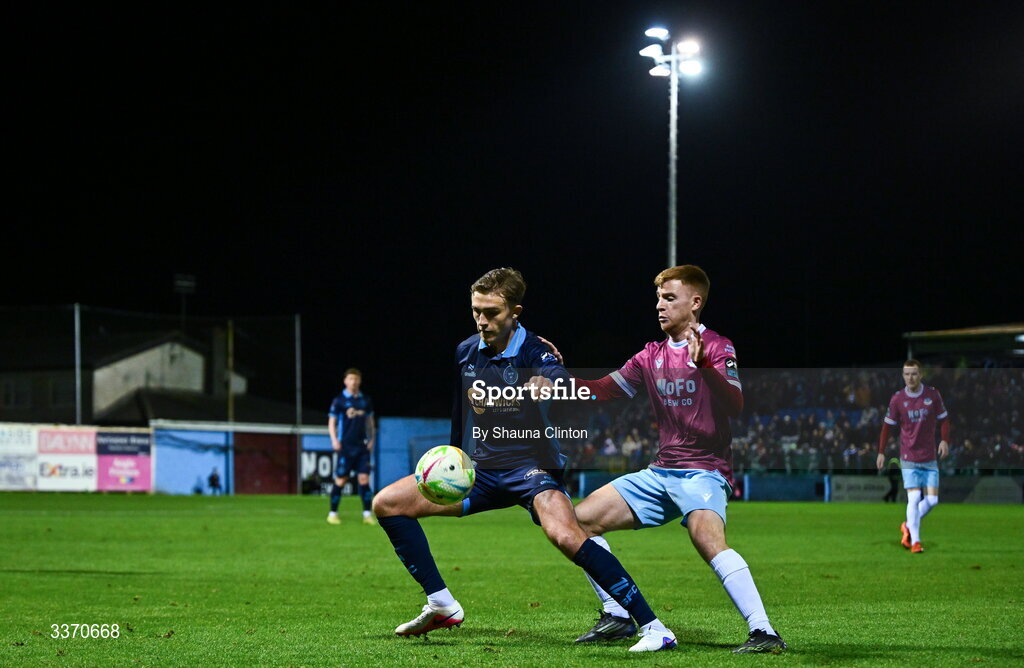 27 February 2026; Evan Caffrey of Shelbourne in action against Brandon Kavanagh of Drogheda United during the SSE Airtricity Men's Premier Division match between Drogheda United and Shelbourne at Sullivan & Lambe Park in Drogheda, Louth. Photo by Shauna Clinton/Sportsfile