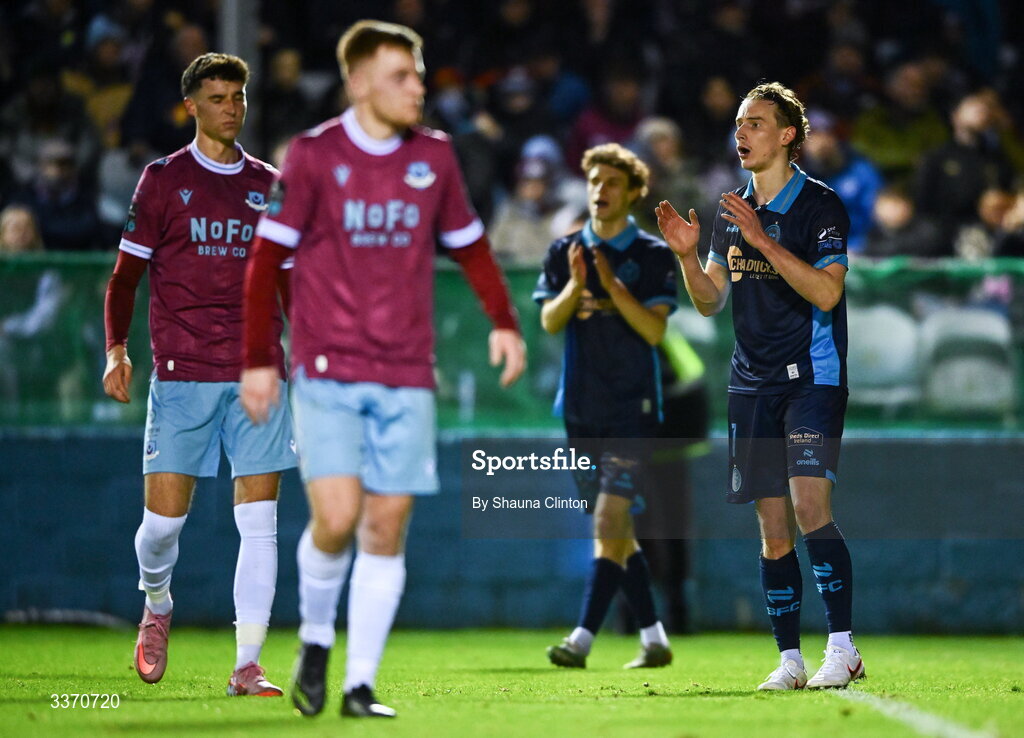 27 February 2026; Harry Wood of Shelbourne reacts to a missed shot on goal during the SSE Airtricity Men's Premier Division match between Drogheda United and Shelbourne at Sullivan & Lambe Park in Drogheda, Louth. Photo by Shauna Clinton/Sportsfile