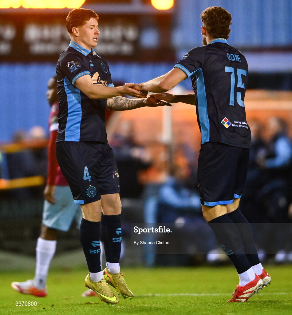 27 February 2026; Sam Bone of Shelbourne, right, celebrates with team-mate Kameron Ledwidge after scoring his side's first goal during the SSE Airtricity Men's Premier Division match between Drogheda United and Shelbourne at Sullivan & Lambe Park in Drogheda, Louth. Photo by Shauna Clinton/Sportsfile