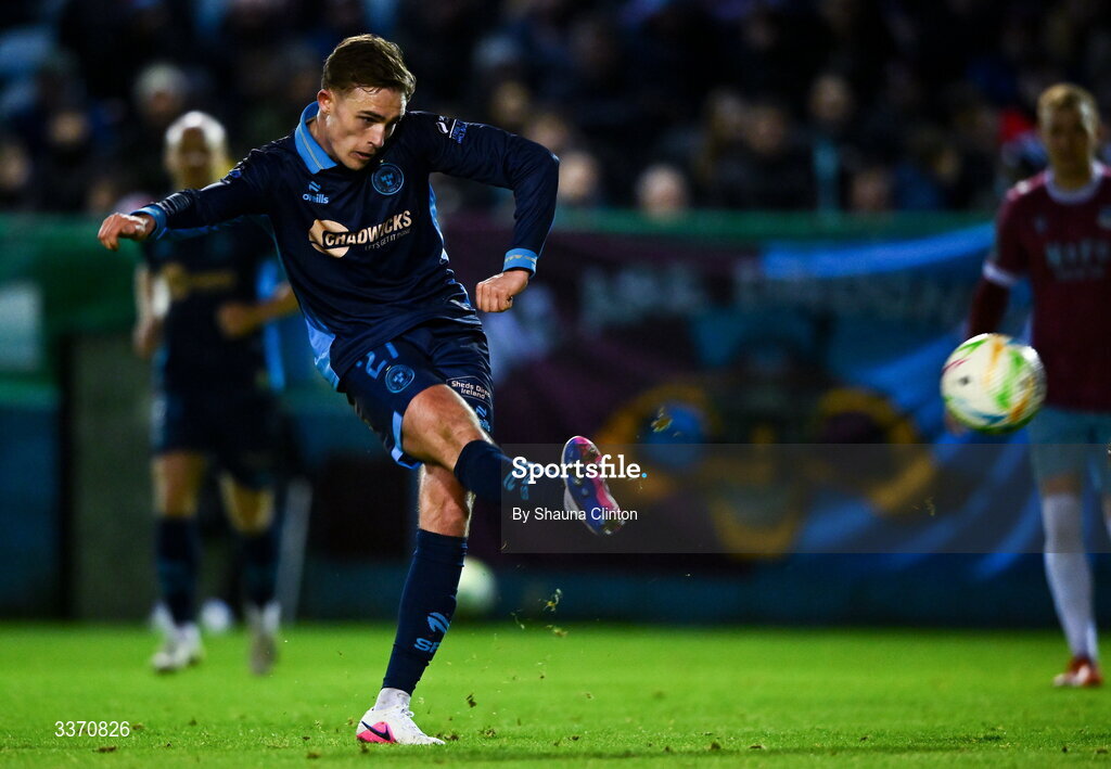 27 February 2026; Evan Caffrey of Shelbourne has a shot on goal during the SSE Airtricity Men's Premier Division match between Drogheda United and Shelbourne at Sullivan & Lambe Park in Drogheda, Louth. Photo by Shauna Clinton/Sportsfile