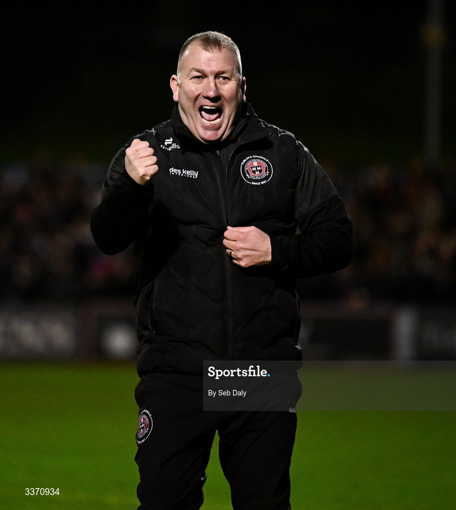 27 February 2026; Bohemians manager Alan Reynolds celebrates as Ross Tierney scores his side's third goal during the SSE Airtricity Men's Premier Division match between Bohemians and Shamrock Rovers at Dalymount Park in Dublin. Photo by Seb Daly/Sportsfile