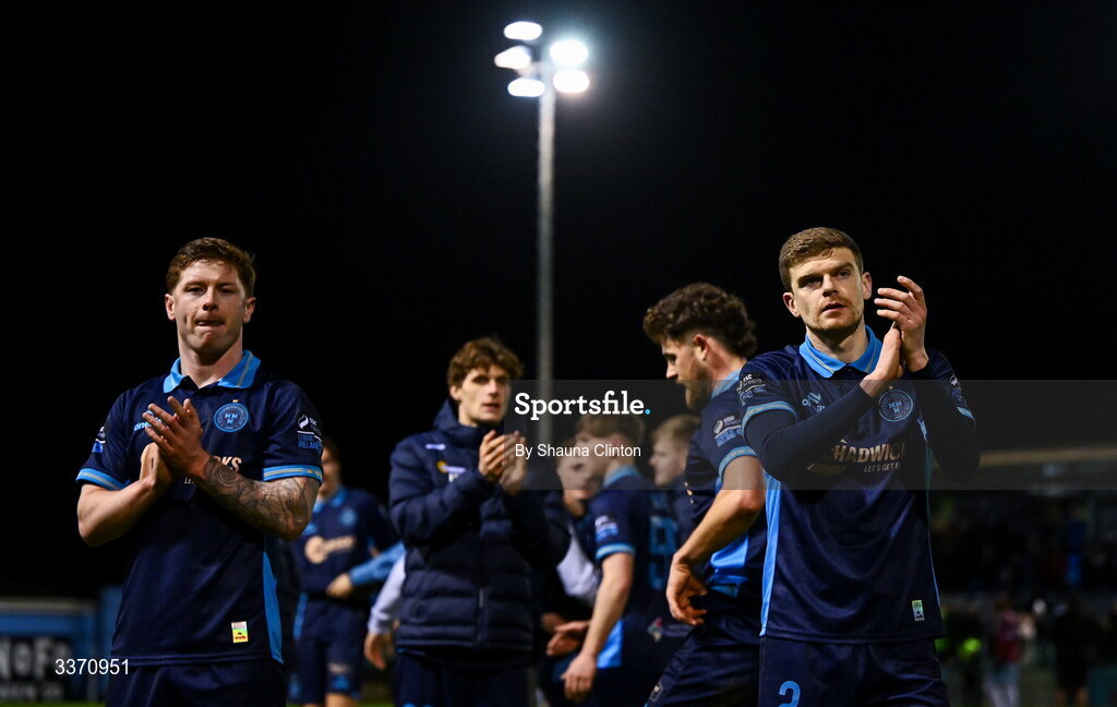 27 February 2026; Sean Gannon of Shelbourne, right, and team-mates celebrate after their side's victory in the SSE Airtricity Men's Premier Division match between Drogheda United and Shelbourne at Sullivan & Lambe Park in Drogheda, Louth. Photo by Shauna Clinton/Sportsfile
