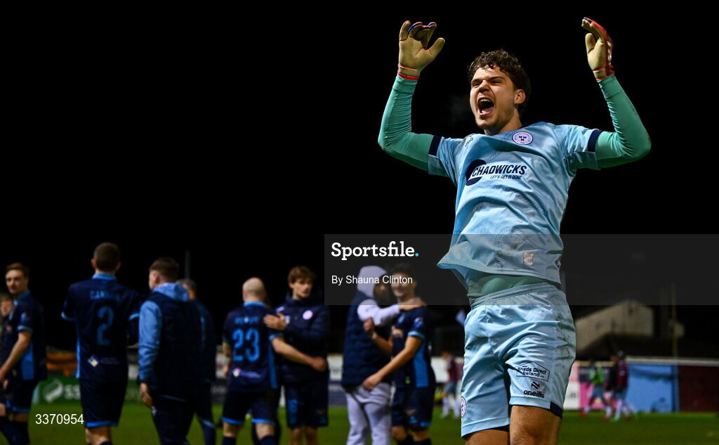 27 February 2026; Shelbourne goalkeeper Wessel Speel celebrates after his side's victory in the SSE Airtricity Men's Premier Division match between Drogheda United and Shelbourne at Sullivan & Lambe Park in Drogheda, Louth. Photo by Shauna Clinton/Sportsfile