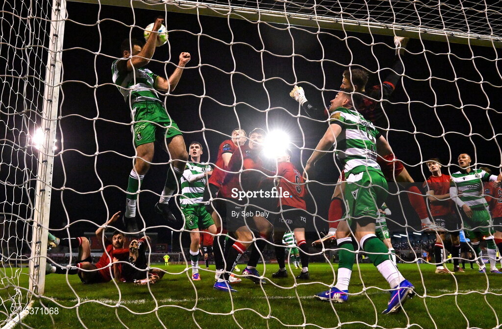 27 February 2026; Roberto Lopes of Shamrock Rovers heads over from close range during the SSE Airtricity Men's Premier Division match between Bohemians and Shamrock Rovers at Dalymount Park in Dublin. Photo by Seb Daly/Sportsfile
