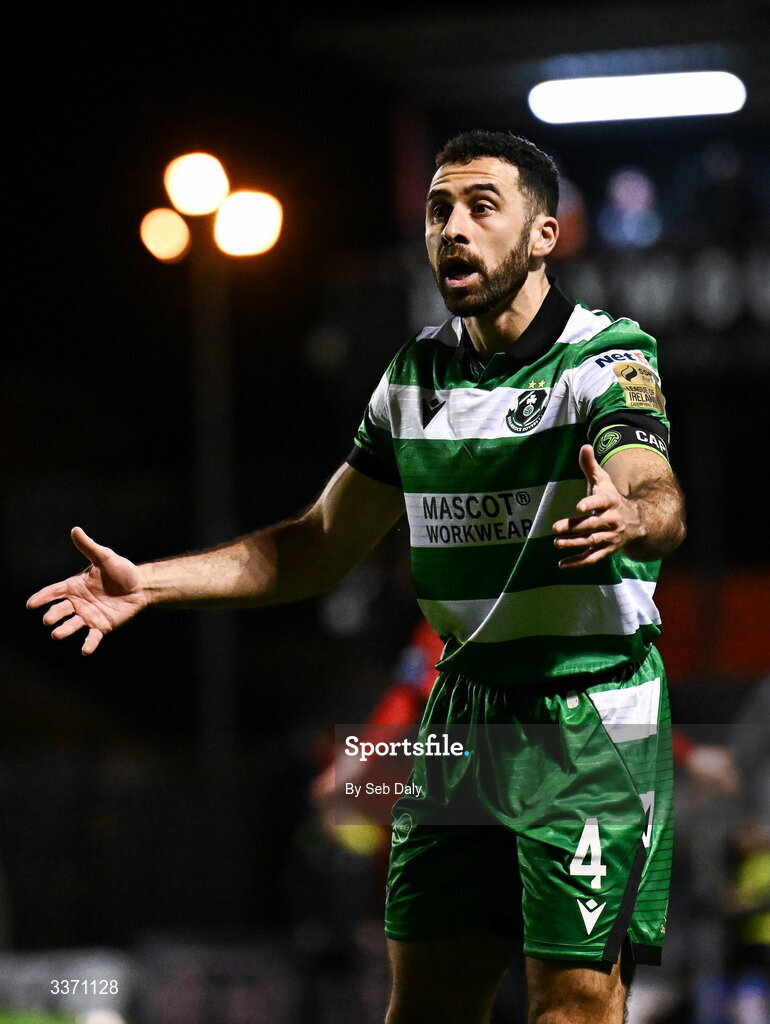 27 February 2026; Roberto Lopes of Shamrock Rovers during the SSE Airtricity Men's Premier Division match between Bohemians and Shamrock Rovers at Dalymount Park in Dublin. Photo by Seb Daly/Sportsfile